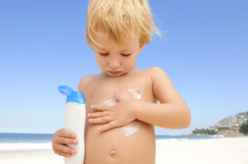 La importancia de proteger la piel de los niños
